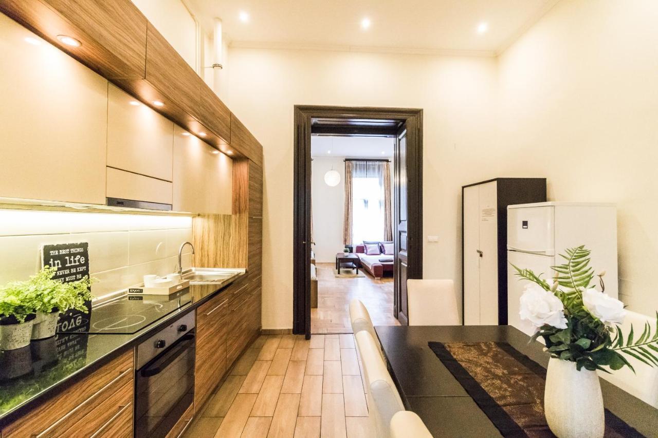 Real Apartments Klauzal Budapest Exterior photo